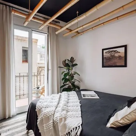 Mwitu - 2 Bedroom And Balcony In Poblenou Apartment Barcelona