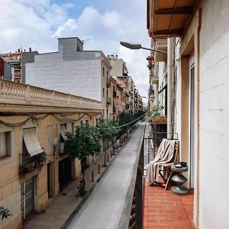 Mwitu - 2 Bedroom And Balcony In Poblenou Apartment Barcelona