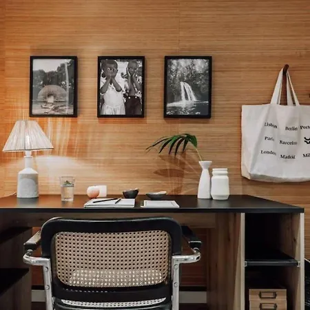Mwitu - 2 Bedroom And Balcony In Poblenou 아파트 바르셀로나